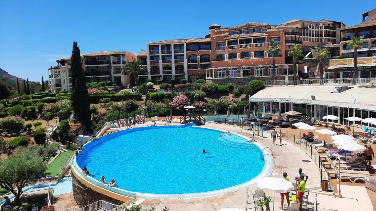 Huuummm C'Est La ! Beau T2 Cap Esterel Village Avec Clim ! Saint-Raphael  Bagian luar foto